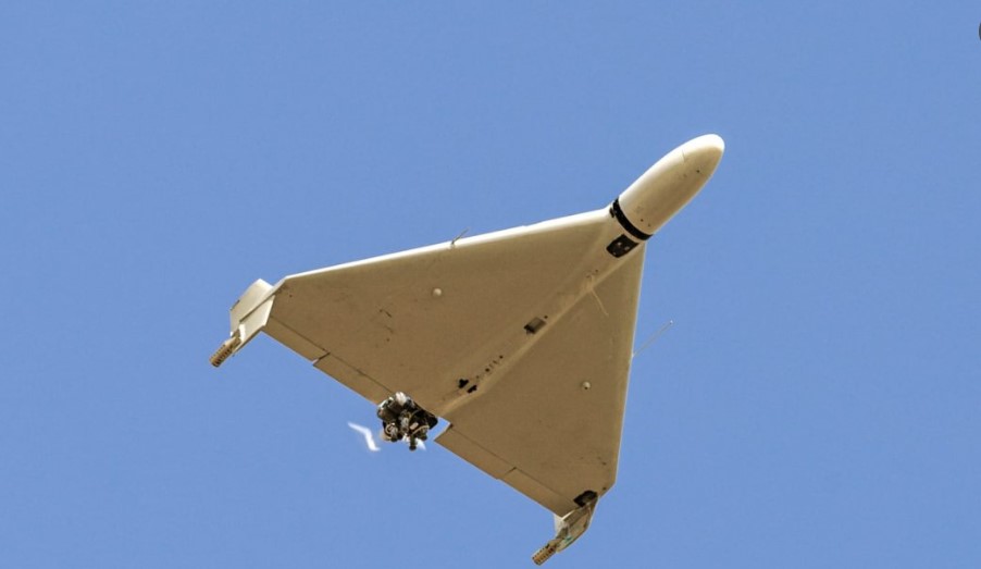 সৌদি আরবে দুই দফা ড্রোন হামলা, আকাশসীমায় সতর্কতা